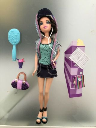 Barbie My Scene Delancey Street Sweet By Mattel