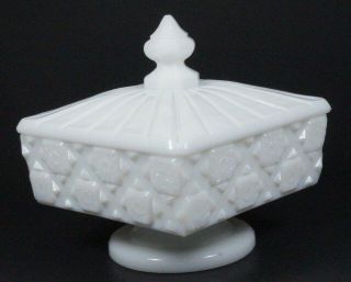 Old Quilt Button Westmoreland White Milk Glass Covered Candy Dish 4 3/4 " Square