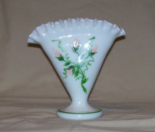 Fenton " White Milk " Glass Fan Vase,  With Hand Painted Pink Rose Buds