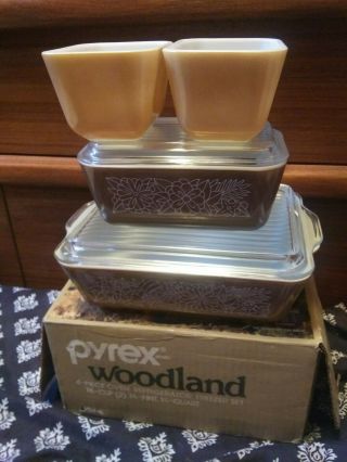 Corelle Pyrex Woodland Brown 4 Pc Oven Freezer Refrigerator Cook Set With Lids