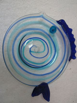 1 Hand Blown Glass Fish Plates W/ Cobalt Blue Fins Clear Glass W/blue/aqua Swirl