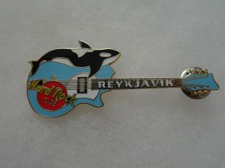 Hard Rock Cafe Pin Reykjavik Blue Rickenbacker Combo Guitar Killer Whale Red Log