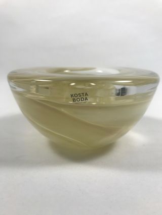 Pv02859 Kosta Boda Atoll 4 1/2 " Bowl Vanilla / Beige And Clear