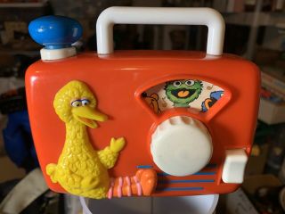 Vintage Big Bird Wind Up Radio Music Box Toy By Illco Sesame Street Muppets