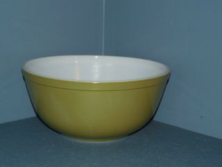 Vintage Pyrex Green Nesting Mixing Bowl - 403 - 2 1/2 Quart