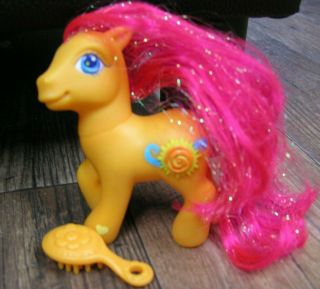 Hasbro My Little Pony G3 Butterfly Island Dream Design Seascape,  With Brush