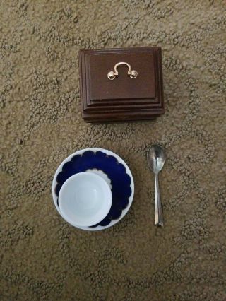 Pleasant Company Felicity Tea Lesson Set,  Caddy,  American Girl (not Complete)