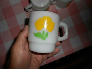Vintage Set Of 4 Fire King Milk Glass Yellow Poppy / Foxy Flowers Coffee Mugs
