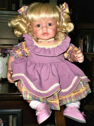 Adorable Vintage Vinyl Realistic Baby Girl By Adora.  All Orig.  Sweet Outfit.  19