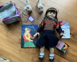 American Girl Doll Molly Mcintire W Outfits And Accessories (dog Bennett & Yank)