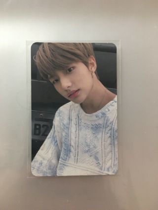 Stray Kids Clé 2: Yellow Wood Official Photocard Hyunjin Outside Version