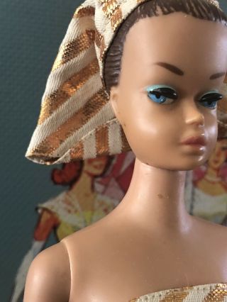 Vintage Fashion Queen Barbie Doll with Wigs and Stand 2