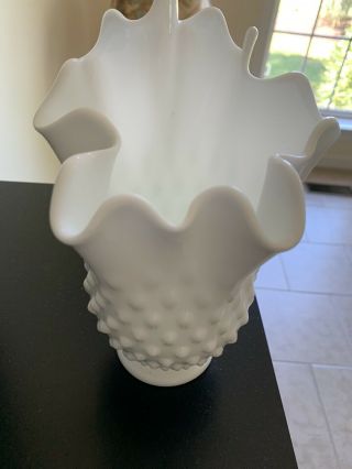 Fenton Hobnail Milk Glass Swung Ruffle Vase Crimped White Bouquet Usa Vintage
