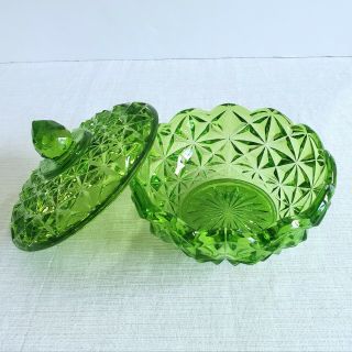 Emerald Green Glass Covered Candy Dish Round Diamond Pattern Scallop Edge Bowl 3
