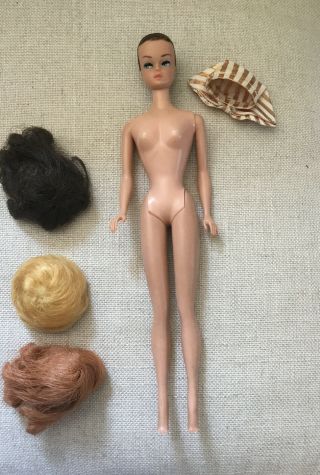 Vintage Barbie Fashion Queen Doll With 3 Wigs 1963 Mattel