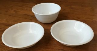 3 Corning Corelle Winter Frost White Berry And Dessert Bowls 2 Sizes