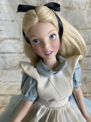 RARE Vintage Franklin 1st Edition Alice In Wonderland Doll 11” W/Stand 2