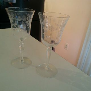 Vintage Etched Crystal Wine Glasses Set Of 2 Flower And Leaf Pattern 8 Inches