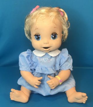 Baby Alive 2006 Soft Face Doll Talks Eats & Poops Please Read