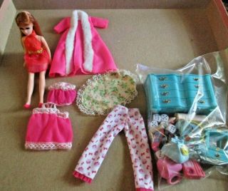 Vintage Topper Dawn Glori H - 11 Hong Kong Doll With Clothing,  Bedroom Items 2