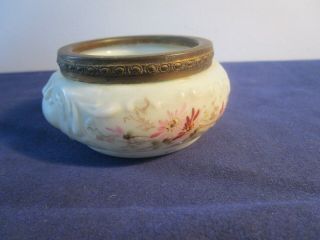 Antique Wave Crest Open Ring Jewelry Box