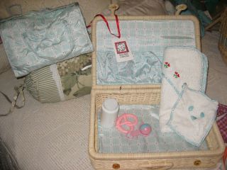 American Girl Bitty Baby Wicker Travel Case,  Diaper Bag,  Clothes And Accessories