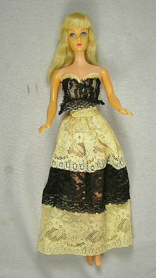 Vintage 1967 Barbie Twist N Turn Doll