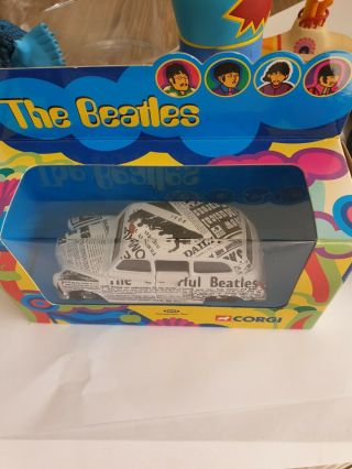 The Beatles - Corgi Newspaper Taxi -