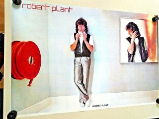 Led Zeppelin.  Robert Plant.  80 