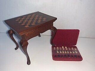 1:12 Vintage Dollhouse Miniature Furniture Wood Chess Table Plastic Chess Set