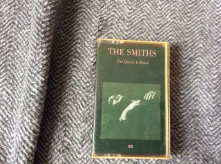 The Smiths : The Queen Is Dead.  Cassette Uk Rough Trade C96