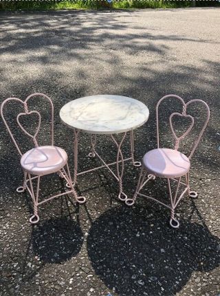 American Girl Sweet Treats Bakery Ice Cream Parlor Pink Bistro Set Table Chairs 2