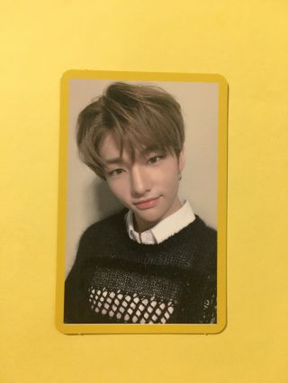 Hyunjin Stray Kids Clé 2 Yellow Wood Official Photocard