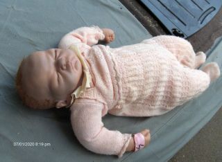 Ashton Drake " Welcome Home Baby Emily " Reborn Realistic Baby Doll 21 "