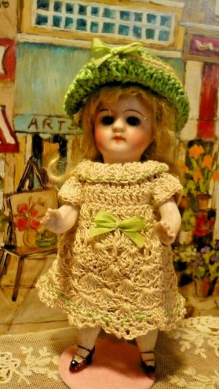 Antique - Vint Crochet Dress,  Hat For 5 " Mignonette German Kestner All Bisque Doll