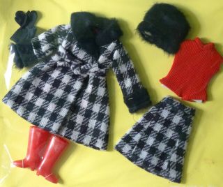 Vintage Ideal Tammy Misty Fashion Outfit Winter Weather On Card Complete