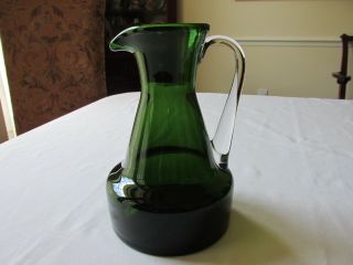 Vintage Mcm Hand Blown Emerald Green Glass Pitcher With Clear Applied Handle 8 "