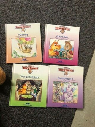 Teddy Ruxpin teddy bear 1985 with 4 tapes and 4 books 2