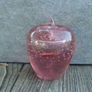 Art Glass Pink Controlled Bubble Apple With Crystal Applied Stem Paperweight