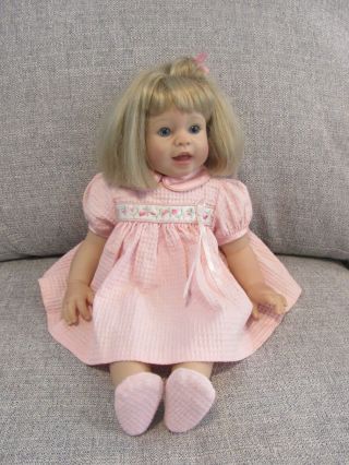 Lee Middleton Baby Doll 2000 Blond Blue Eyes 091300 Signed Reva 19 " Pink Dress