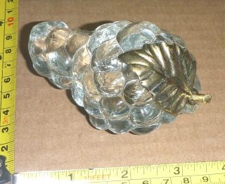 Vtg Clear Art Glass Grapes Paperweight With Metal Leaf & Stem