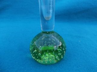 (745) Vintage Whitefriars Controlled Bubble Green Paperweight Bud Vase 2