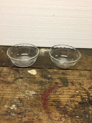 2 Vintage Pyrex Clear Custard Cups Scalloped Edge & 3 Circles 464 10 Oz