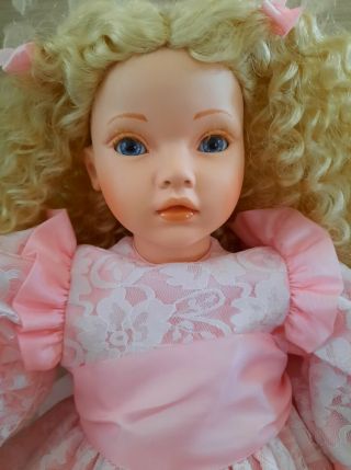 PAULINE ' S LIMITED EDITION DOLLS 22 inches - 16/950 blonde curls with blue eyes. 2