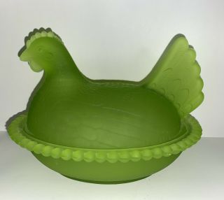 Vintage Indiana Glass Lime Green Frosted Chicken Hen On Basket Nest