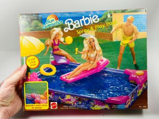 1991 Mattel Sun Sensation Barbie Doll Spray & Play Pool Complete W/ Box