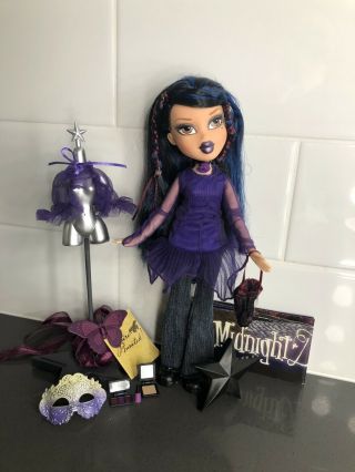 Bratz Yasmin Midnight Dance With Stand,  Clothes,  Shoes,  Accessories & Poster