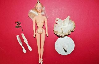 Vintage Ballerina Barbie Doll Mattel 9093 1st Edition 1975 With Accessories