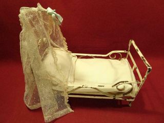 DARLING ANTIQUE METAL DOLL BED WITH LACE CANOPY FOR BISQUE PORCELAIN BABY 3
