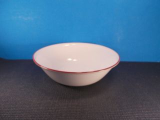 Corning Corelle White Body With Red Trim Round Vegetable Bowl 8 1/2 "